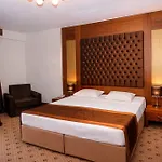 Alder 4*