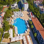 Alder Complex Kemer